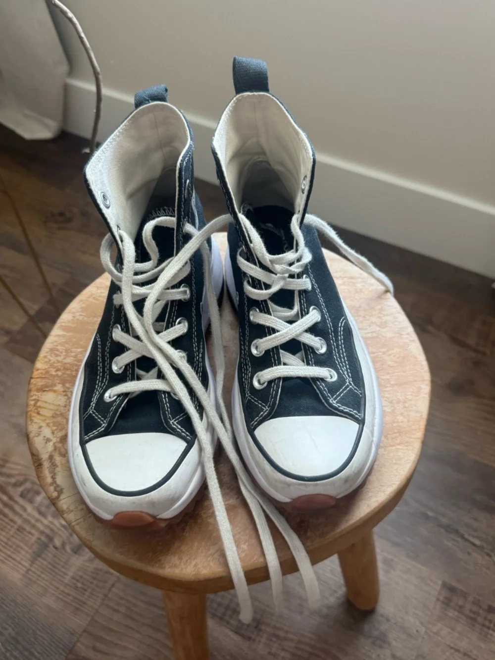 Converse Run Star Hike Platform Sneaker - Black / White / Gum
